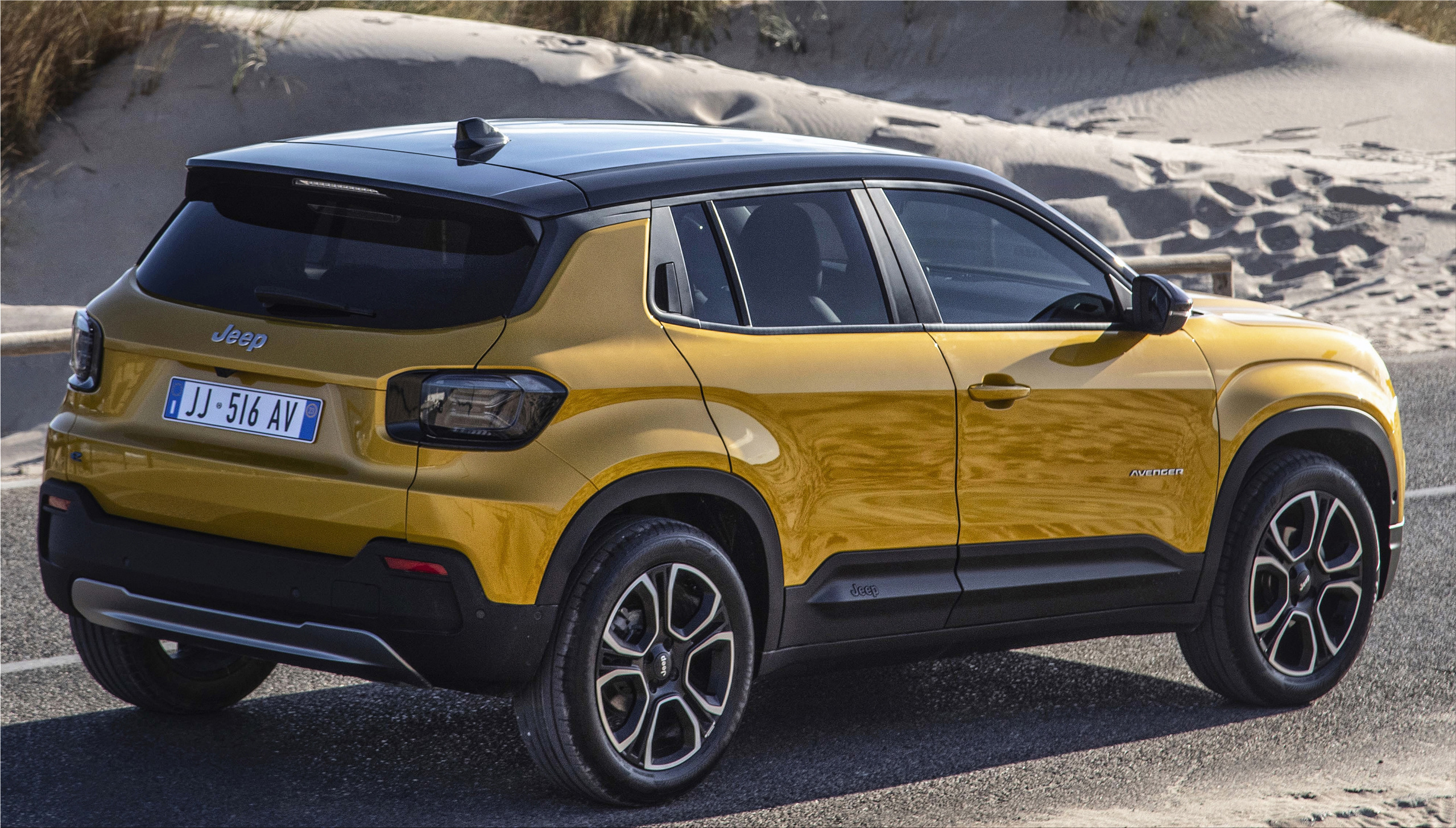 2023 Jeep Avenger electric SUV is available for 39,900 euros