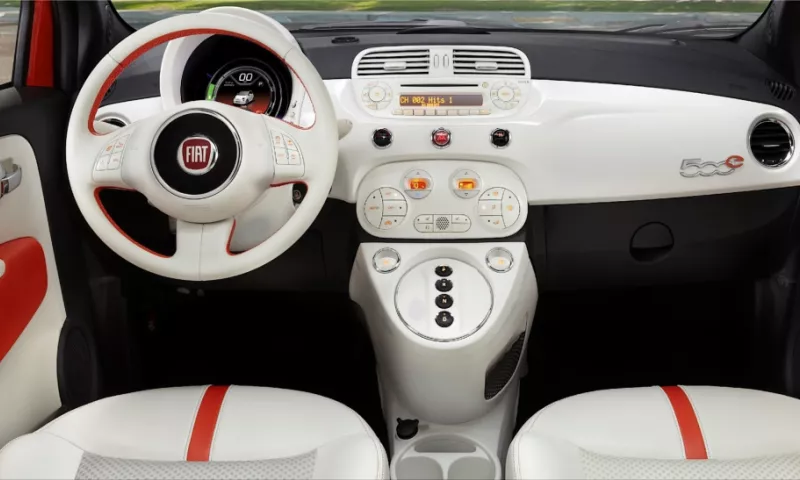 Fiat 500e electric city car