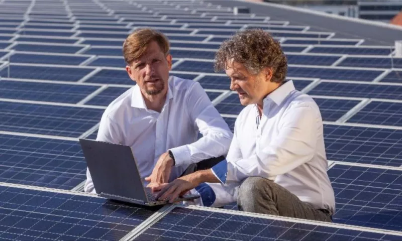 Enmova connected more than 1,200 commercial PV systems