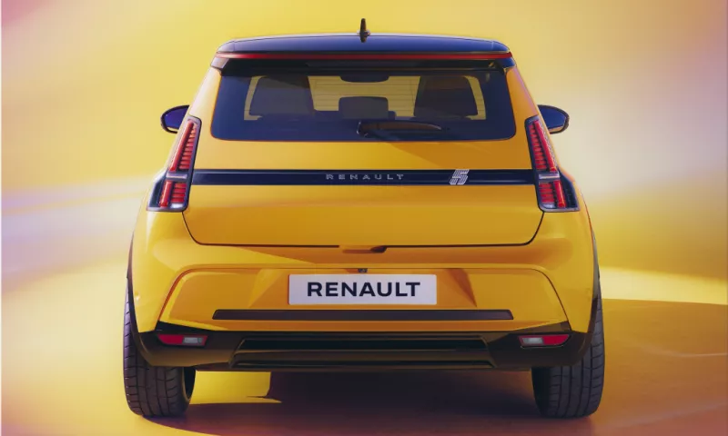 The Renault 5 E-Tech Electric: A Retrofuturistic and Sustainable Electric Car