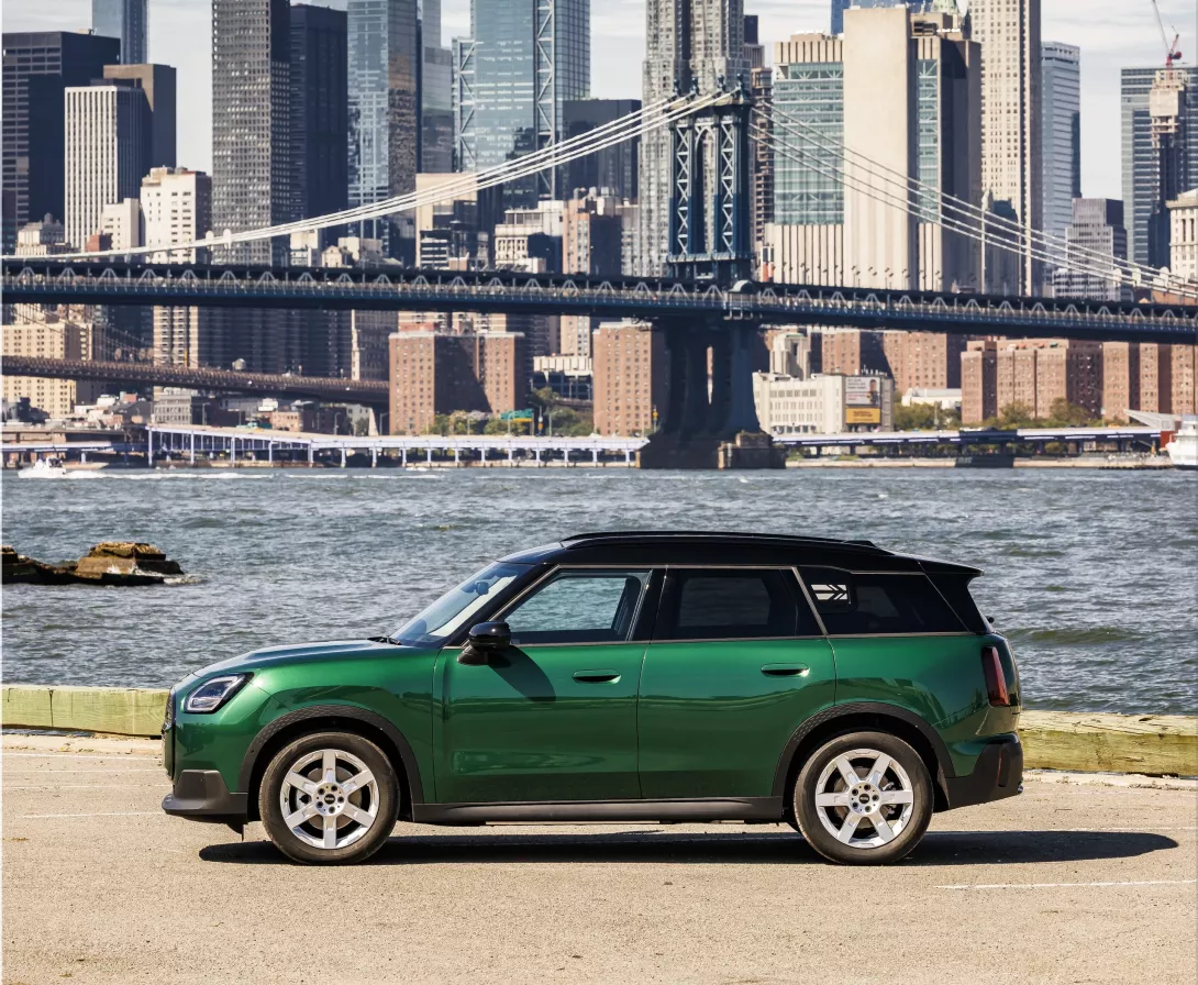 The MINI Countryman E: A Stylish and Sustainable Electric Crossover for the Urban Jungle